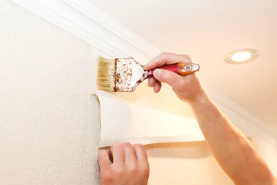 Pose de papier peint à Croizet-sur-Gand — revêtements muraux et toiles de verre